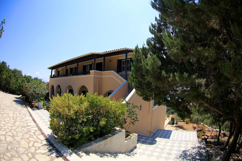 Iliobasilema Studios & Apartments Fiskardo Exterior foto